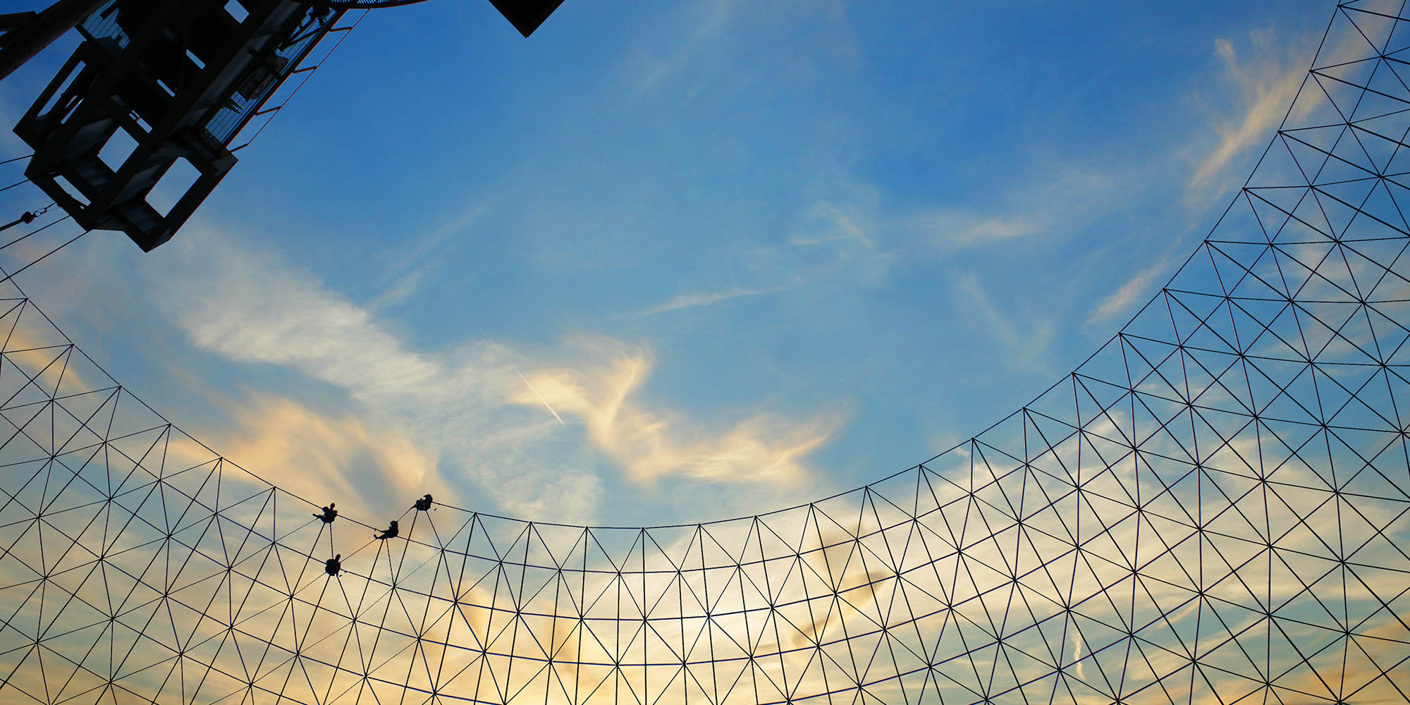 图们网架加工 , 打磨网架配件每一道工艺